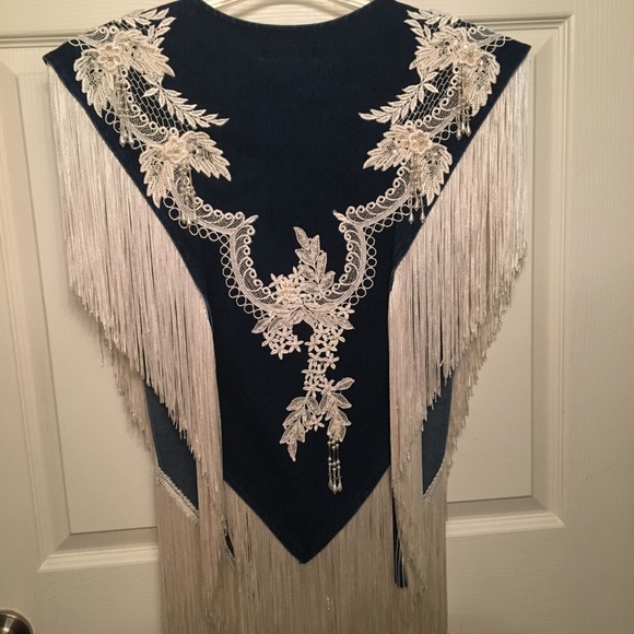 Western wedding shawl - Picture 1 of 4